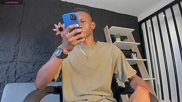 Snapshot of JacksonMuller_ chatting on November 2025 12:38:01 PM JacksonMuller online show from November 2025 12:38:01 PM