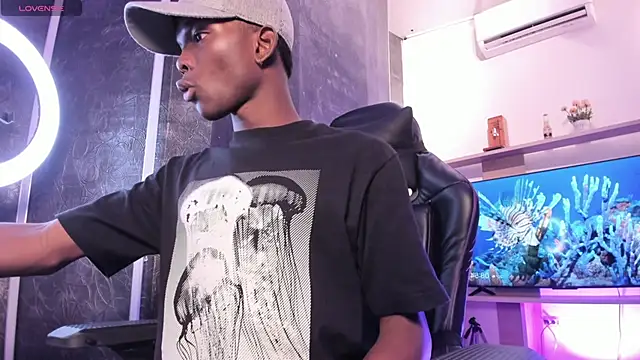 Snapshot of JacksonMuller_ chatting on December 2025 01:54:02 PM JacksonMuller online show from December 2025 01:54:02 PM