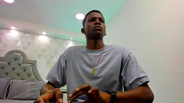 JacksonMuller  online show from January 2025 11:36:02 AM