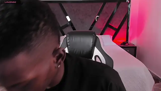 JacksonMuller  online show from February 2026 01:30:01 PM