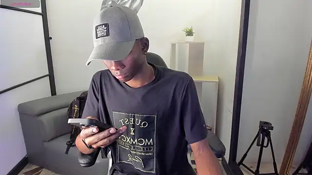 Snapshot of JacksonMuller_ chatting on November 2025 01:04:02 PM JacksonMuller online show from November 2025 01:04:02 PM