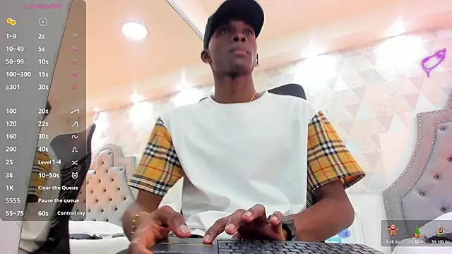 JacksonMuller  online show from December 2024 02:22:02 PM