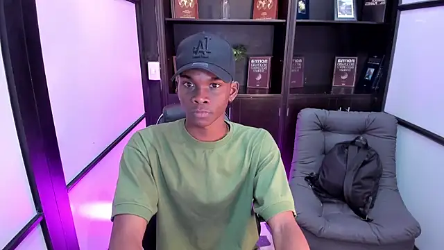 Snapshot of JacksonMuller_ chatting on October 2025 01:01:02 PM JacksonMuller online show from October 2025 01:01:02 PM