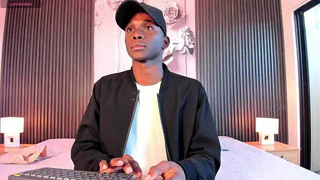 JacksonMuller  online show from January 2026 01:48:01 PM