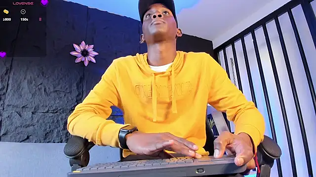 Snapshot of JacksonMuller_ chatting on December 2025 01:24:02 PM JacksonMuller online show from December 2025 01:24:02 PM