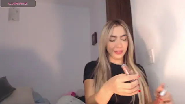 Snapshot of Marian_se chatting on January 2026 02:04:01 AM Marian se online show from January 2026 02:04:01 AM