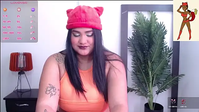 Snapshot of Alicelunaa chatting on October 2025 05:31:01 PM Alicelunaa online show from October 2025 05:31:01 PM