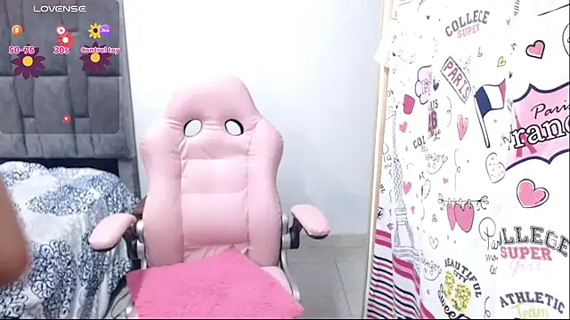 Alicelunaa online show from March 2026 09:48:01 PM