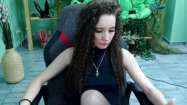 Miss Barbara  online show from March 2025 09:48:02 PM