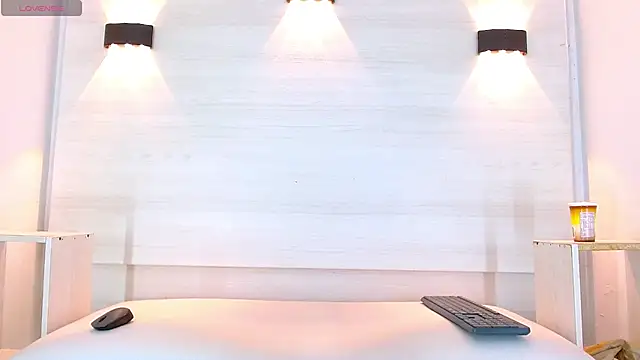 jeic 18 online show from October 2025 12:28:01 PM