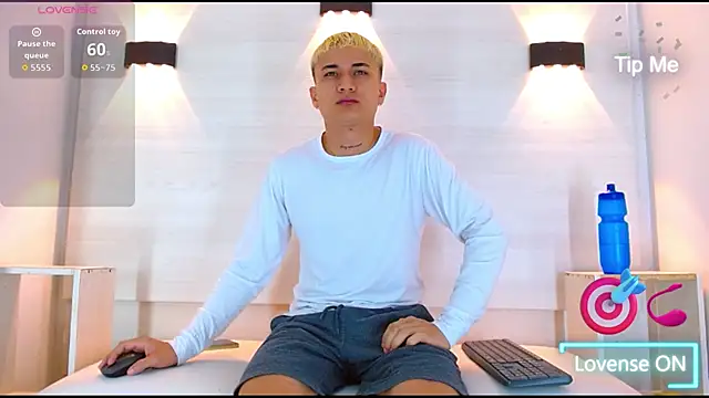 jeic 18 online show from October 2025 11:45:02 AM