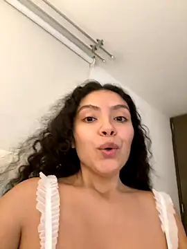 Nathcurly  online show from November 2025 11:05:01 PM