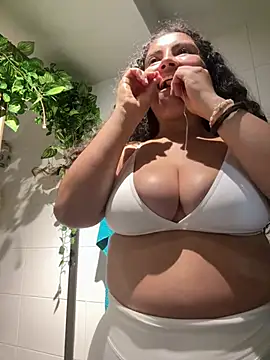 Nathcurly  online show from April 2026 02:02:02 AM