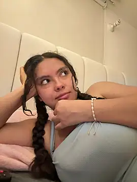 Nathcurly  online show from February 2026 03:30:01 AM