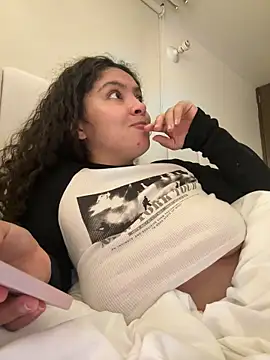 Nathcurly  online show from March 2026 10:06:02 PM