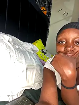 Snapshot of Sexy_barb2 chatting on October 2025 10:20:01 PM Sexy barb2 online show from October 2025 10:20:01 PM