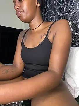 Snapshot of Sexy_barb2 chatting on February 2026 07:13:01 PM Sexy barb2 online show from February 2026 07:13:01 PM