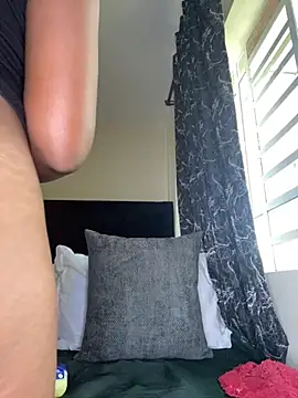 Snapshot of Sexy_barb2 chatting on November 2025 10:37:01 AM Sexy barb2 online show from November 2025 10:37:01 AM