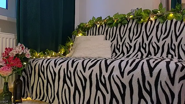 kristina amurova online show from November 2025 12:31:01 PM