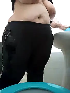 Snapshot of sonia1488 chatting on December 2024 01:29:02 PM sonia1488 online show from December 2024 01:29:02 PM