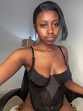 hot daily online show from April 2026 10:13:01 PM