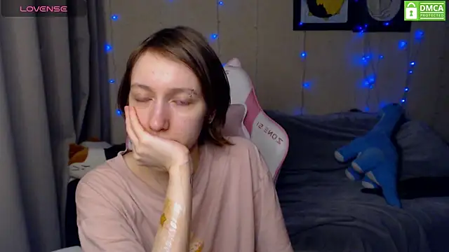 LeahGottty online show from December 2024 03:12:02 PM