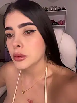 Snapshot of misslollipop04 chatting on September 2025 03:57:01 AM misslollipop04 online show from September 2025 03:57:01 AM