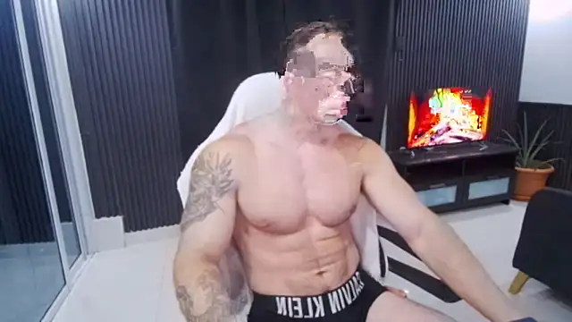YourHotGreg online show from May 2026 03:47:02 AM