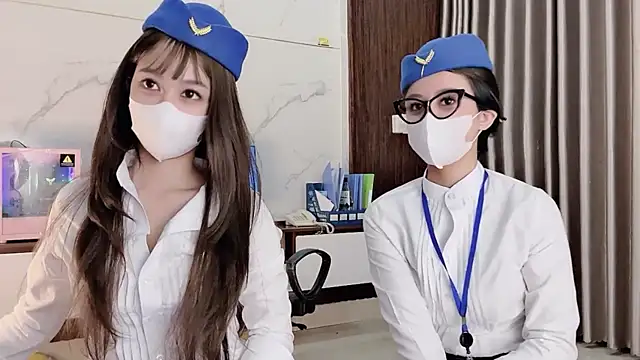 Mono-Stewardesss online show from November 2025 04:23:02 PM