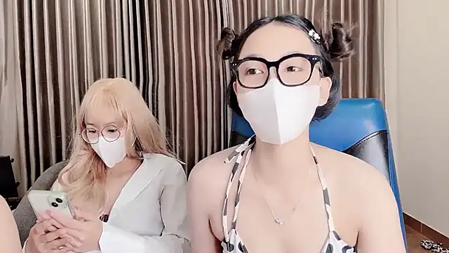 Mono-Stewardesss online show from March 2025 05:24:01 AM