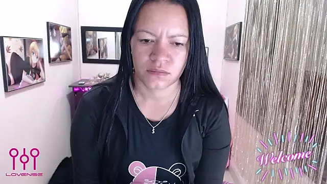 Cristal w online show from September 2025 12:33:02 PM