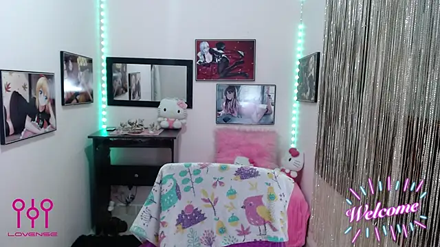 Cristal w online show from September 2025 01:58:02 PM