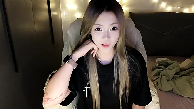 Snapshot of Jennie-007 chatting on September 2025 05:45:02 PM Jennie-007 online show from September 2025 05:45:02 PM