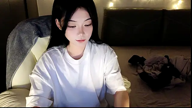 Snapshot of Jennie-007 chatting on October 2025 10:40:02 AM Jennie-007 online show from October 2025 10:40:02 AM