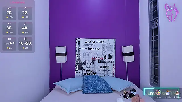 Lila Pinky online show from November 2025 01:15:02 PM