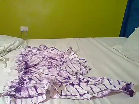 Snapshot of QueenMelisa chatting on November 2025 08:14:01 PM QueenMelisa online show from November 2025 08:14:01 PM