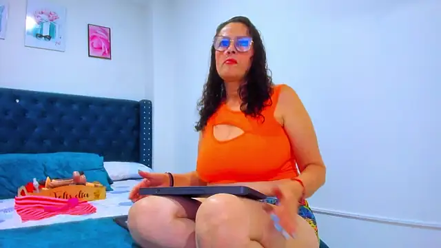 ClayrRosse online show from October 2025 11:27:01 PM