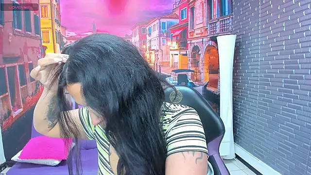 Small naughty  online show from January 2026 01:50:02 PM