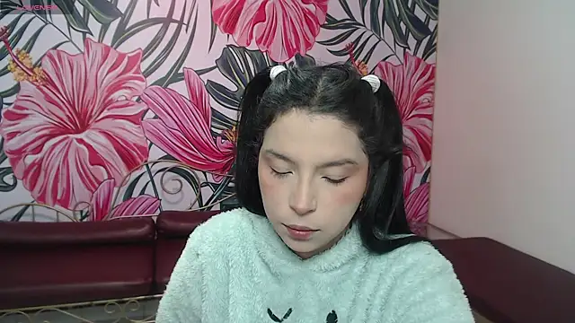 Snapshot of Small_naughty_ chatting on March 2026 01:12:02 PM Small naughty online show from March 2026 01:12:02 PM