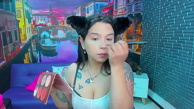 Snapshot of Small_naughty_ chatting on March 2026 01:40:01 PM Small naughty online show from March 2026 01:40:01 PM