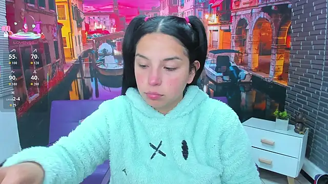 Small naughty  online show from December 2025 01:43:02 PM