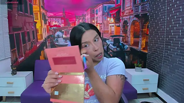 Small naughty  online show from November 2025 01:38:01 PM