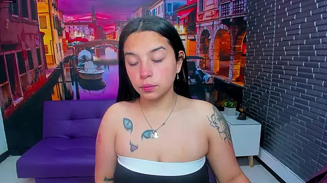 Snapshot of Small_naughty_ chatting on March 2026 01:41:01 PM Small naughty online show from March 2026 01:41:01 PM