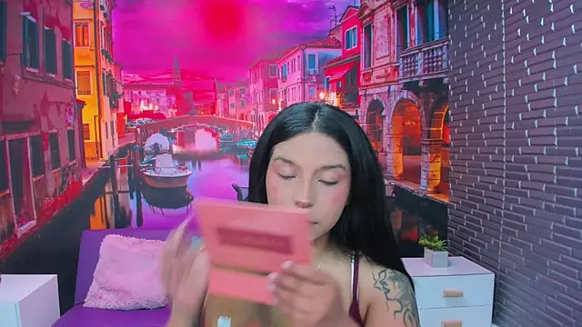 Small naughty  online show from November 2025 01:36:02 PM