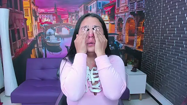 Snapshot of Small_naughty_ chatting on March 2026 01:47:01 PM Small naughty online show from March 2026 01:47:01 PM