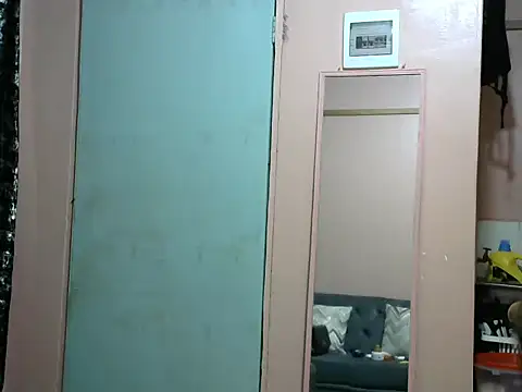 slender-qwene online show from March 2026 08:38:02 AM