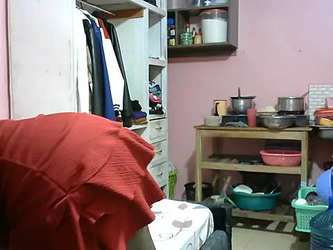 slender-qwene online show from February 2026 09:10:01 AM