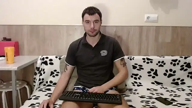 Snapshot of 28nick28 chatting on December 2024 01:19:02 PM 28nick28 online show from December 2024 01:19:02 PM