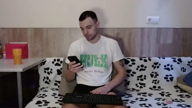 Snapshot of 28nick28 chatting on January 2025 08:52:01 AM 28nick28 online show from January 2025 08:52:01 AM