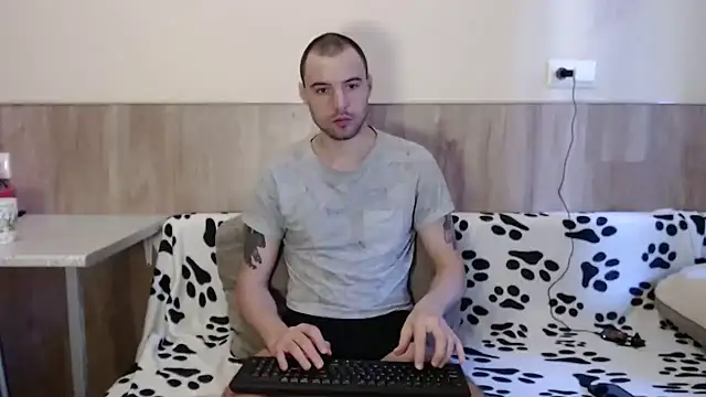 Snapshot of 28nick28 chatting on March 2025 09:17:02 AM 28nick28 online show from March 2025 09:17:02 AM